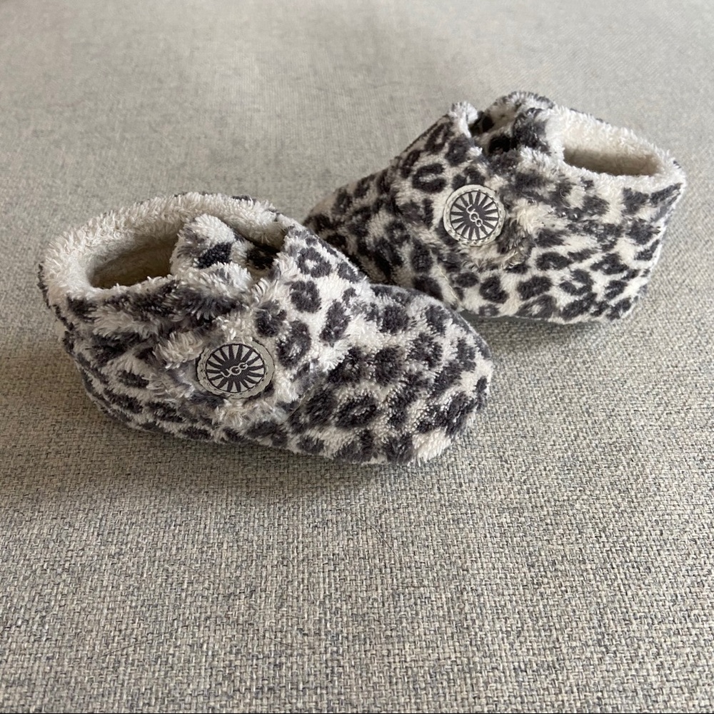 UGG Infant Bixbee Plush Booties